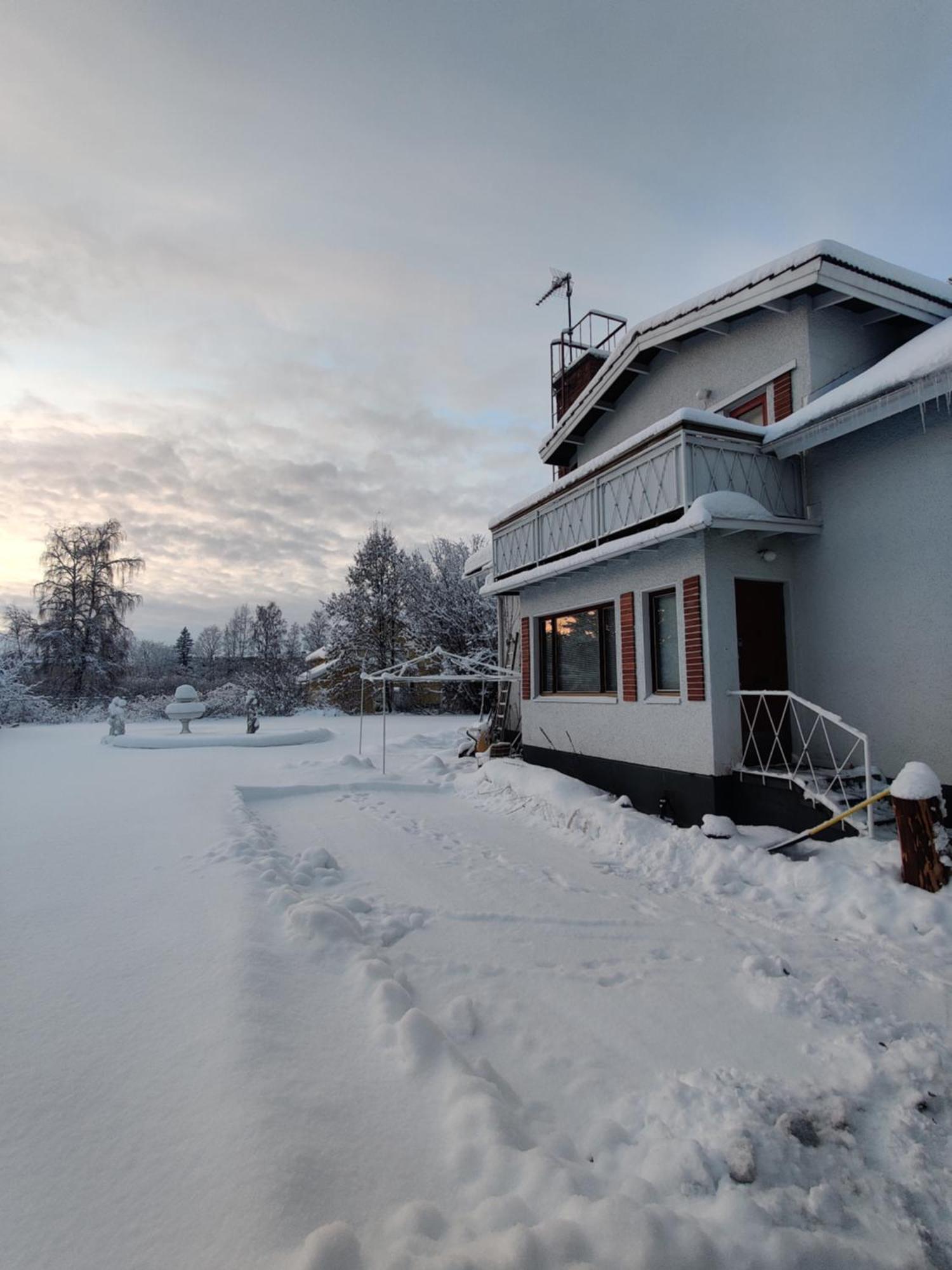 Nina'S Guesthouse, Jaemsae City,160 M2 Exteriör bild